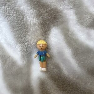 Vintage Polly Pocket Merry-Go-Round Pals Wee Willie boy figure blonde Bluebird